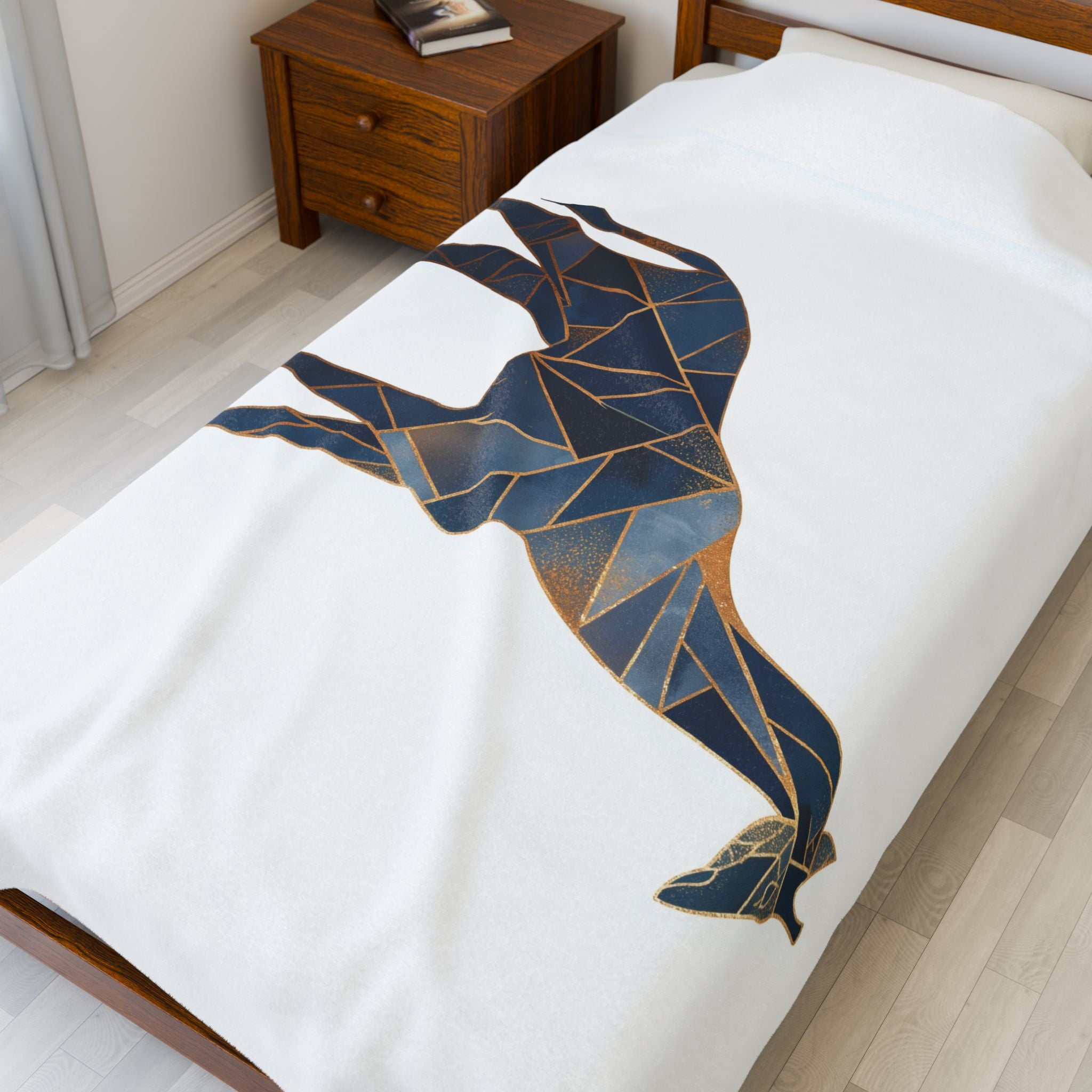Geometric Giraffe Duvet: Cubist Mosaic, Angular Wildlife Art, Modern Fragmented Design   |  Personalized & Custom Orders Available